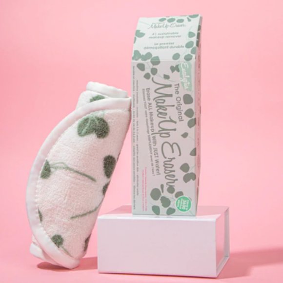 MakeUp Eraser NWT Eucalyptus Print Makeup Remover Towel in White - Picture 8 of 8